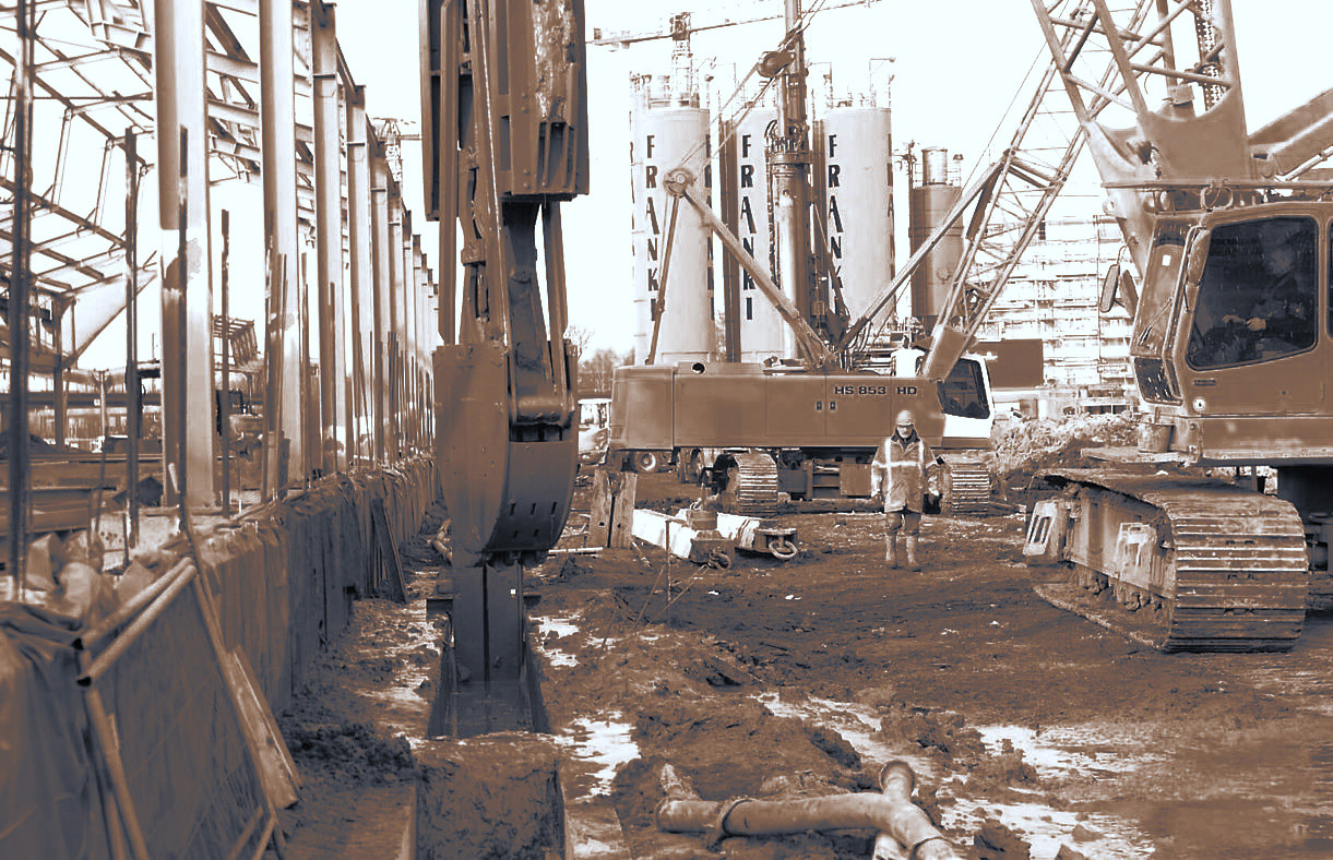 Diaphragm wall drilling operation